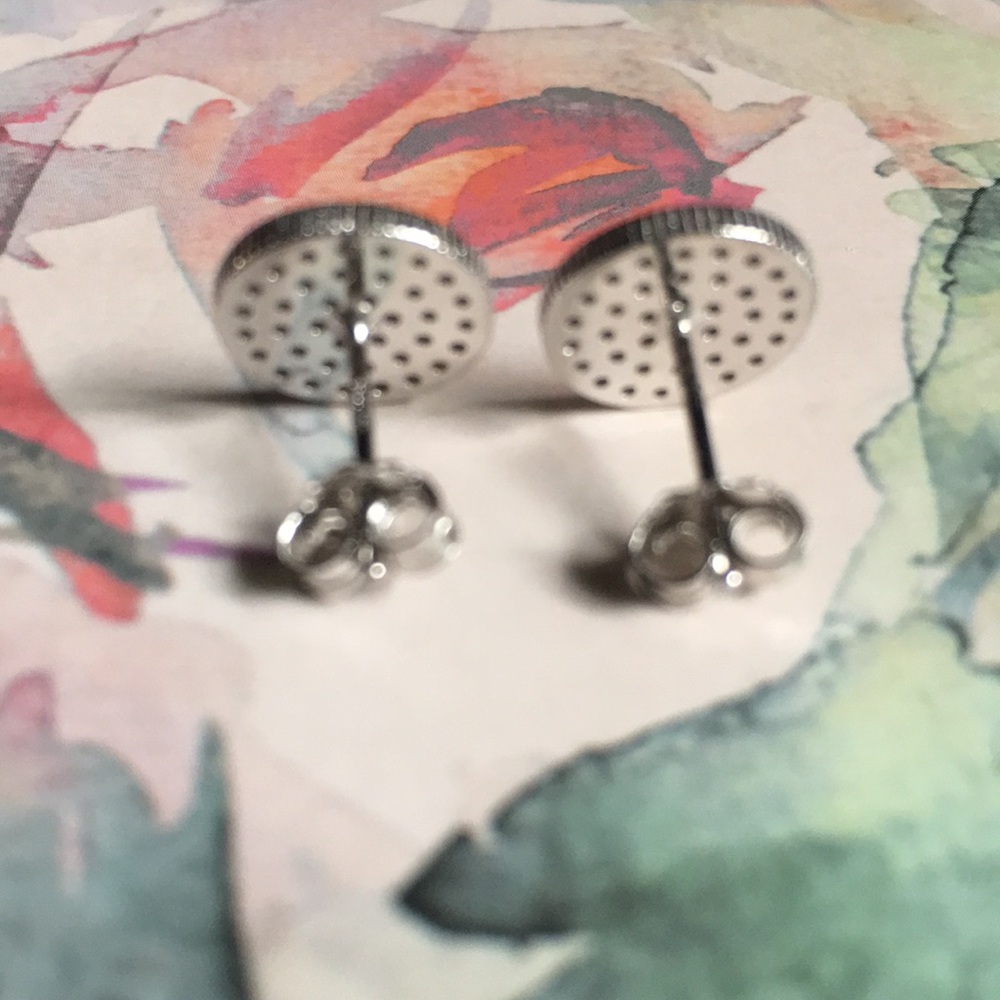 New! Sterling Silver Austrian Pave Stud Earrings - Picture 6 of 8